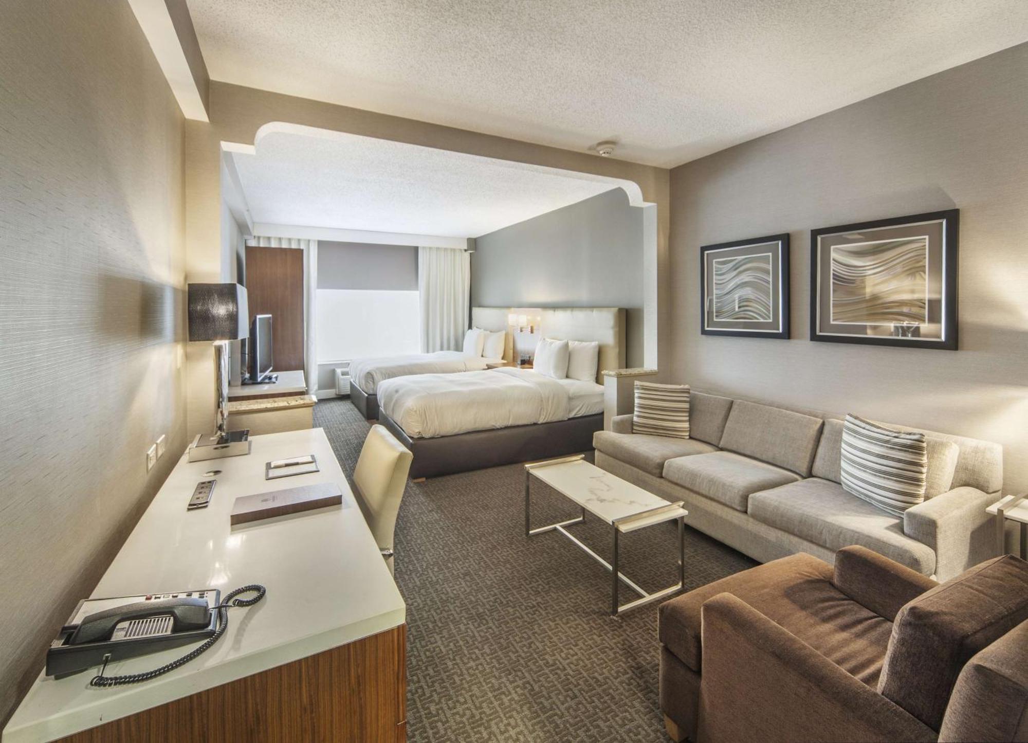 Doubletree By Hilton Nanuet Hotel Exterior foto